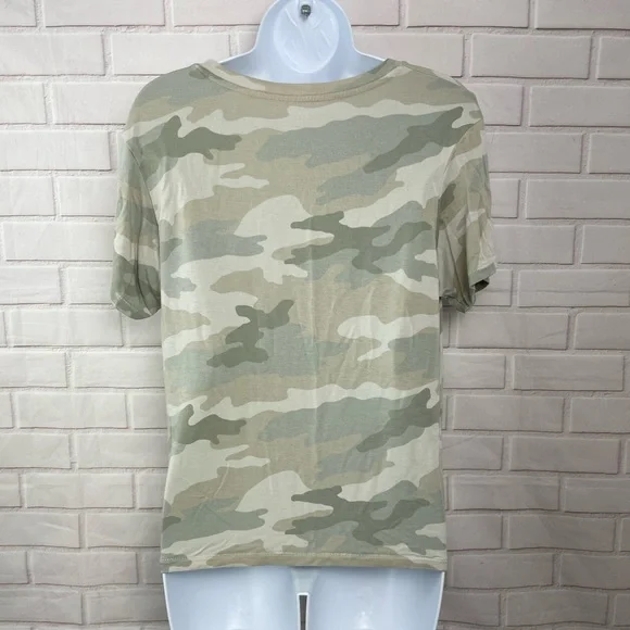 *3/$15* American Eagle Soft & Sexy V-Neck Camo T-Shirt, XS - Picture 2 of 7